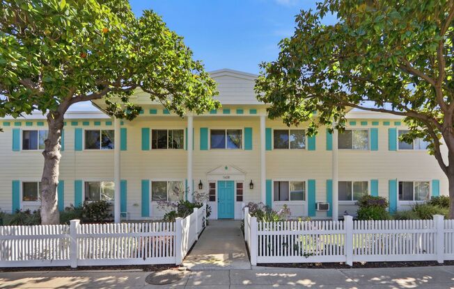 Poplar Plaza Apartments