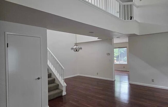 1302 ARAUJO ST