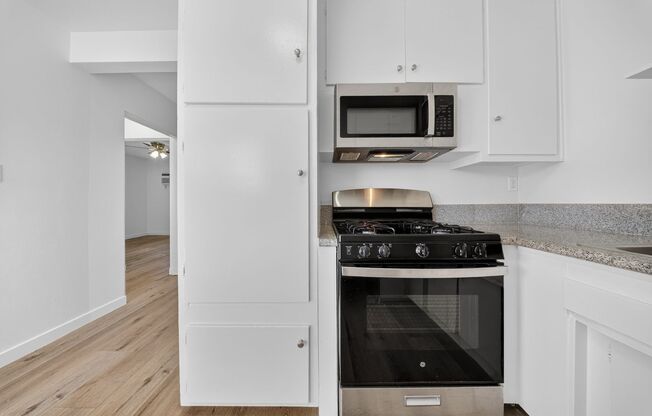1 bed, 1 bath, 480 sqft, $2,025, Unit 009#C06
