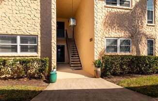 206 CEDARWOOD CIR