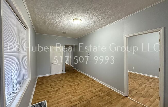 813 N JENISON AVE