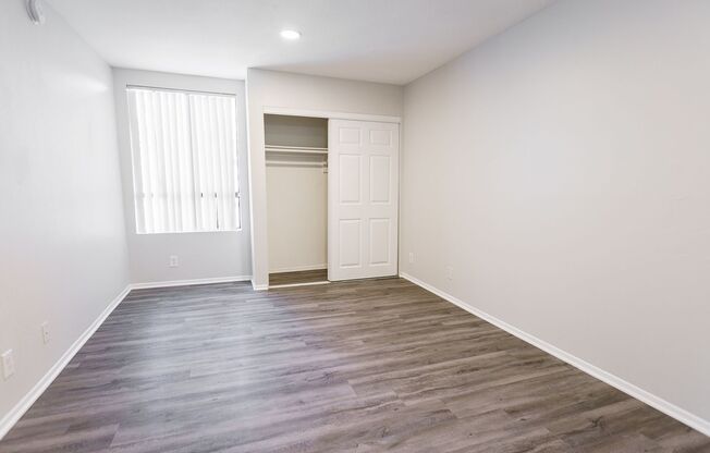 2 beds, 2 baths, 895 sqft, $1,998, Unit 108