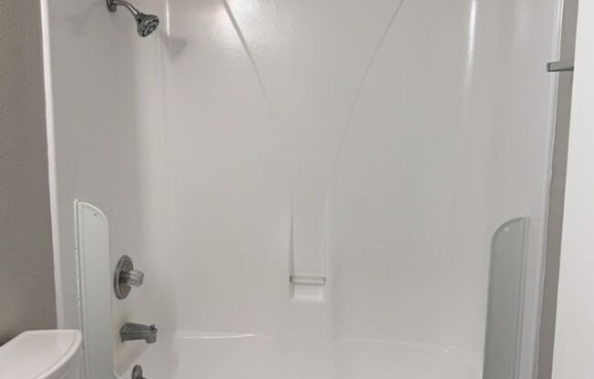 1 bed, 1 bath, 494 sqft, $1,199, Unit 23