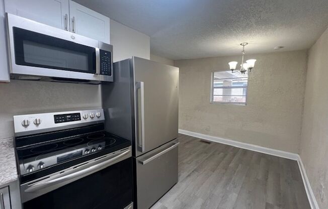 3 beds, 1 bath, $1,350