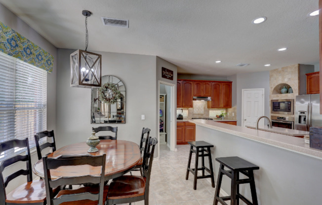 19 S LINTON RDG CIR