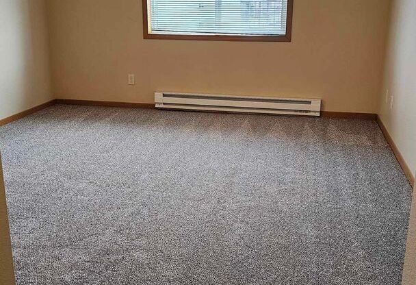 2 beds, 2 baths, 1,014 sqft, $1,415, Unit 1830-214