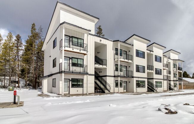 Finley Butte Apartments