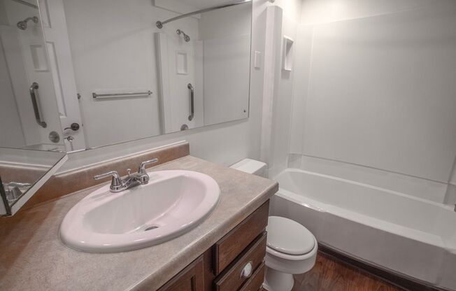 1 bed, 1 bath, 674 sqft, $1,520, Unit 308