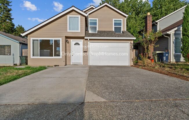 Beautiful Three Bedroom Home In Aloha - Close to Nike & Intel!