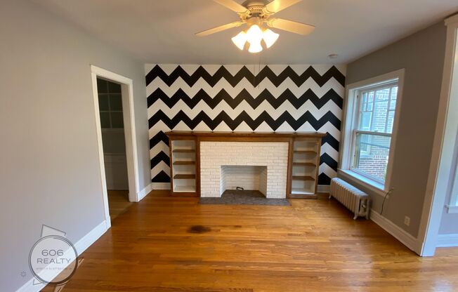 Large Vintage Ravenswood Apts! SPECIAL OFFER!