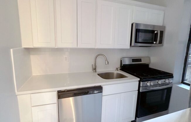 6412 - Golden Crest 6412 Park Avenue, LLC