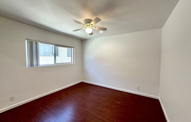 2 beds, 1 bath, $2,390, Unit 205