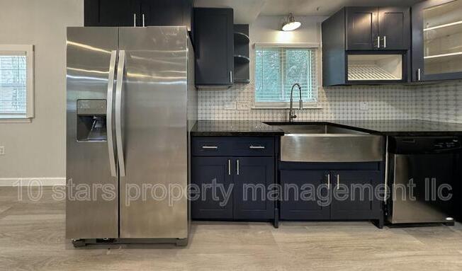 2 beds, 1 bath, 1,072 sqft, $1,795