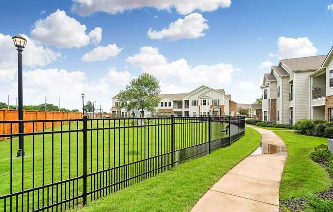 the preserve at ballantyne commons apartments with black fence