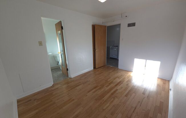 1 bed, 1 bath, $1,750, Unit 3