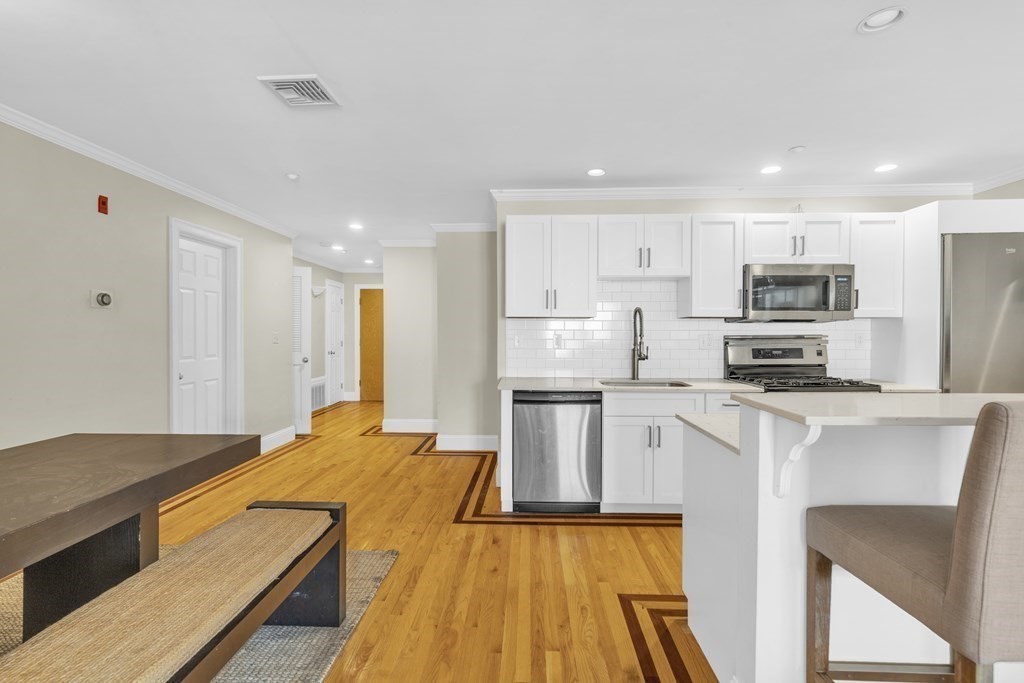 39 DORCHESTER ST