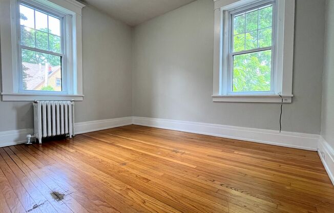 1 bed, 1 bath, $1,025, Unit 17D