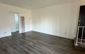 1435 S. Mansfield Ave. (No Maintenance)