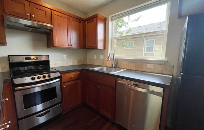Alberta Arts District ADU with Lots of Storage, Washer/Dryer in-Unit, Attached Garage