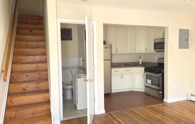 10 3 36 AVE