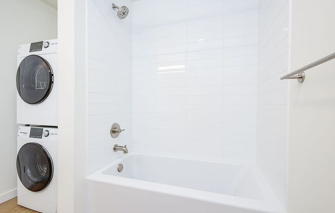 1 bed, 1 bath, 560 sqft, $2,395, Unit 501