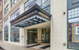 33 MIDDLE ST