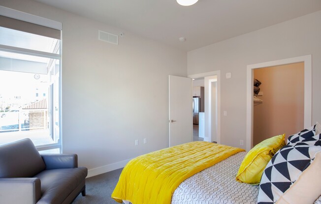 2 beds, 2 baths, 1,528 sqft, $2,300, Unit 612