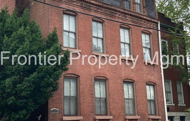 2511 S 9th St.