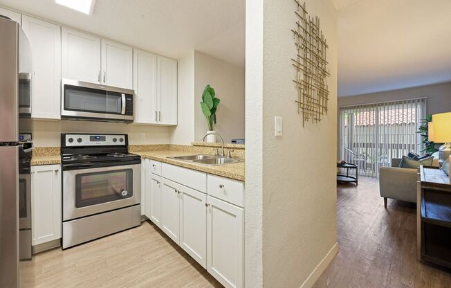 Studio, 1 bath, 468 sqft, $1,995, Unit B19
