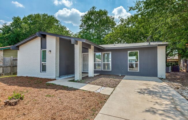 RENOVATED 3-BEDROOM HOME IN UNITED WESTWOOD