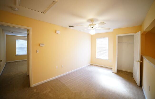 2 beds, 2 baths, $1,300, Unit APARTMENT 2306