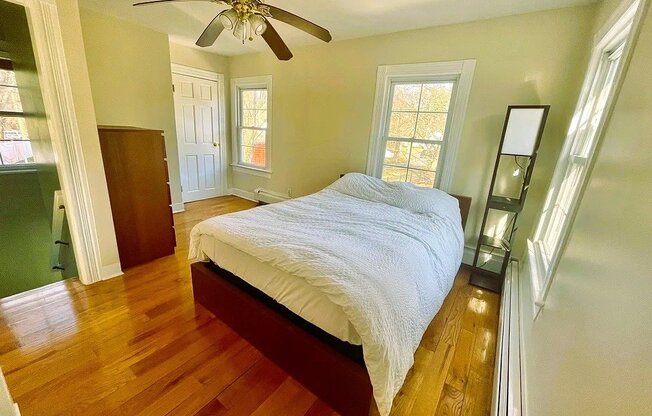 342 BAYVILLE RD