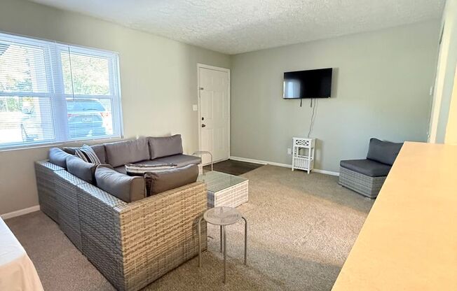 Charming One-Bedroom, One-Bathroom Apartment in Savannah