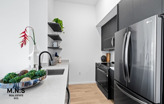 1 bed, 1 bath, $3,450, Unit 518