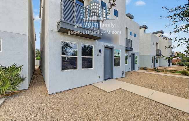 3 beds, 3.5 baths, 2,110 sqft, $3,350