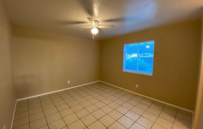 1 bed, 1 bath, $695