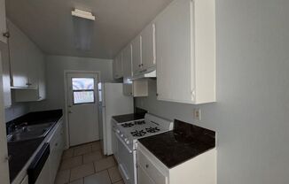 2 beds, 2 baths, $2,195