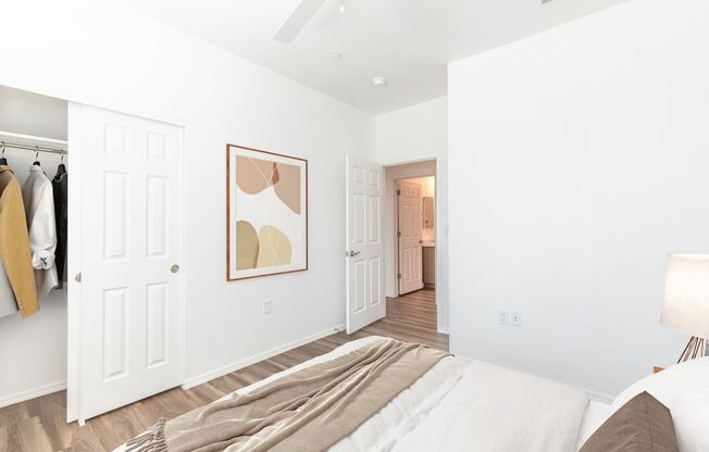 3 beds, 2.5 baths, 1,322 sqft, $1,699, Unit 202