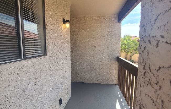 2 beds, 1 bath, 800 sqft, $1,095, Unit 240