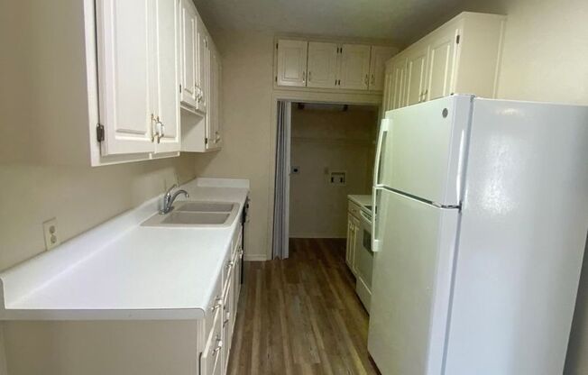 2 beds, 2 baths, $1,650