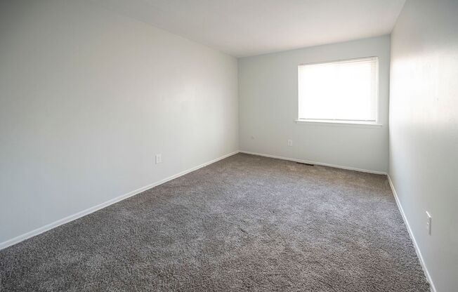 2 beds, 1.5 baths, 1,200 sqft, $1,895