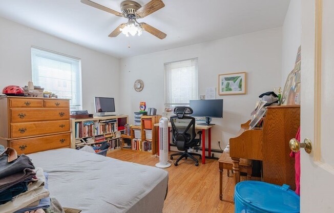 2 beds, 1 bath, 703 sqft, $2,600, Unit 1
