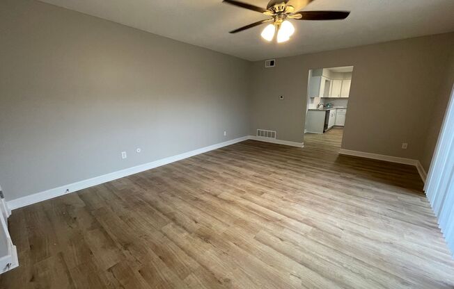 1 bed, 1 bath, 700 sqft, $1,325, Unit 5926100