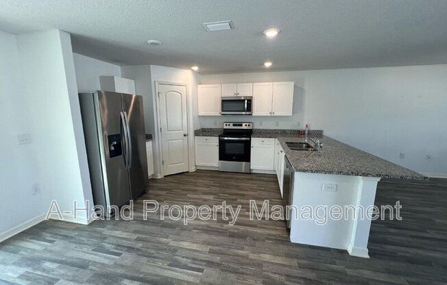 166 MAPLE DR