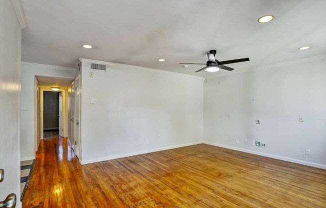 229 SEABISCUIT DR