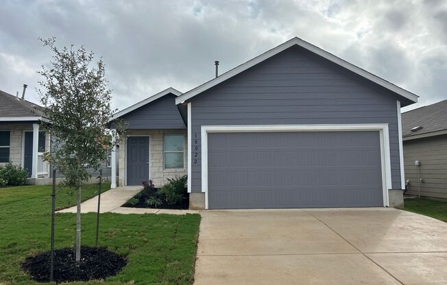 VIDA Subdivison - 4bed 2 bath Home