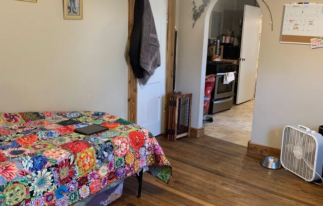 One bedroom, One bath duplex: Maple Heights! Available August 2026!!