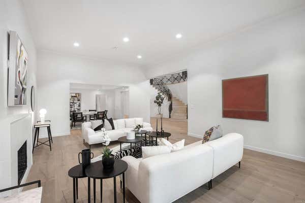 4256 TARZANA ESTS DR