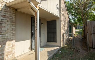 3 beds, 2 baths, $1,495