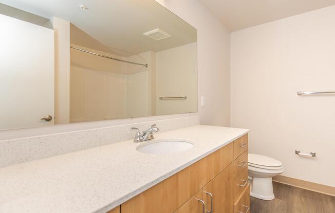 1 bed, 1 bath, $1,665